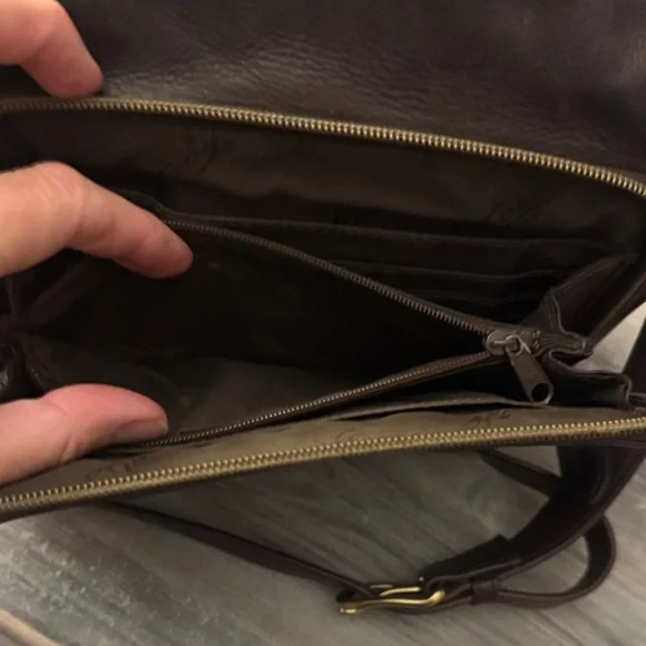 Fossil Vintage 75082 Dark Brown Soft Leather Crossbody Bag - Picture 5 of 15